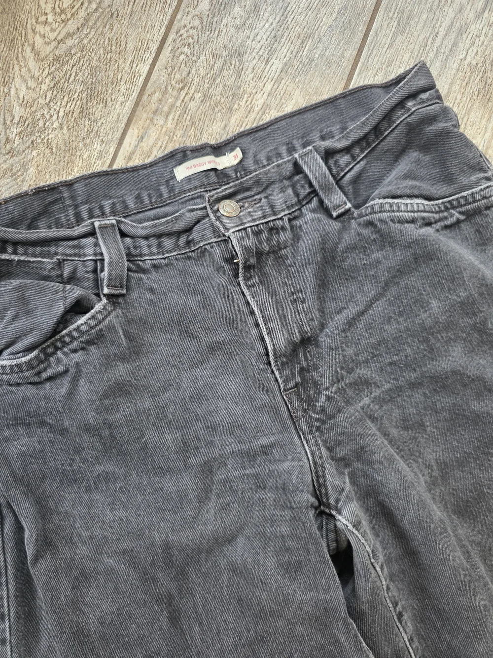 Levi's 94 Wide Leg Baggy Black Denim Jeans Womens Sz 31